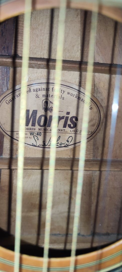 Morris W40 Vintage Guitar (Category: Musical Instruments) located in Bansalan. Submitted by elmer05011968 (Listing ID 1226422549, Image 1). Description: W40 Morris vintage guitar. With hardcase. No pickup.
