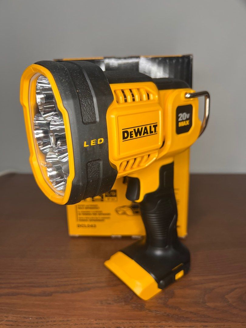 New Bare unit DEWALT CORDLESS DCL043 20V MAX Jobsite LED Spotlight (up to  1500 Lumens) For jobsite or emergency use, Furniture  Home Living, Home  Improvement  Organisation, Home Improvement Tools 