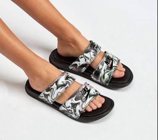 nike benassi duo ultra slide sandal