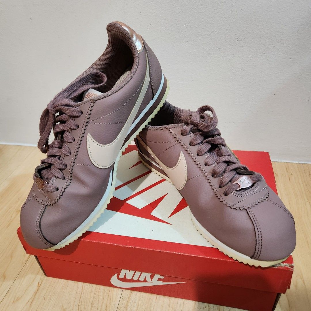 Nike Cortez 72 Smokey Mauve Beige Running Shoes AV4618-200 Rose  Women's Size 8