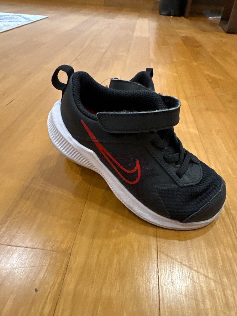 Nike Running Shoes (preschoolers) 10C, Babies & Kids, Babies & Kids