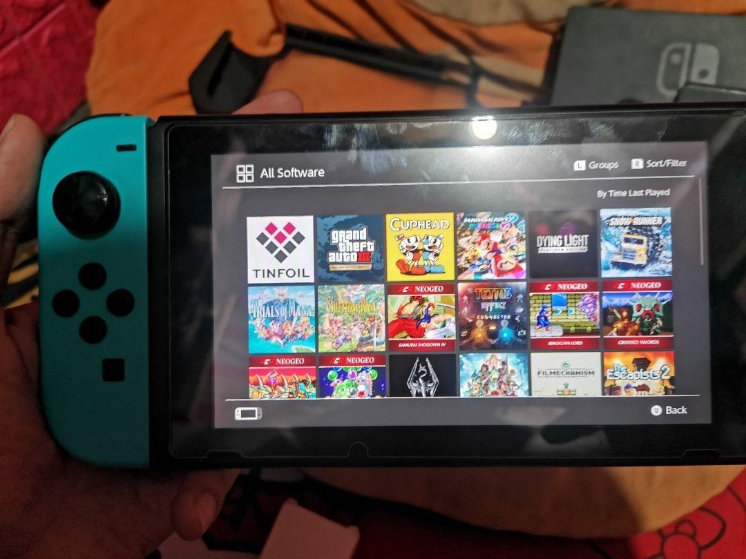 Nintendo switch v1 unpathced jailbreak updated loaded of games, Video
