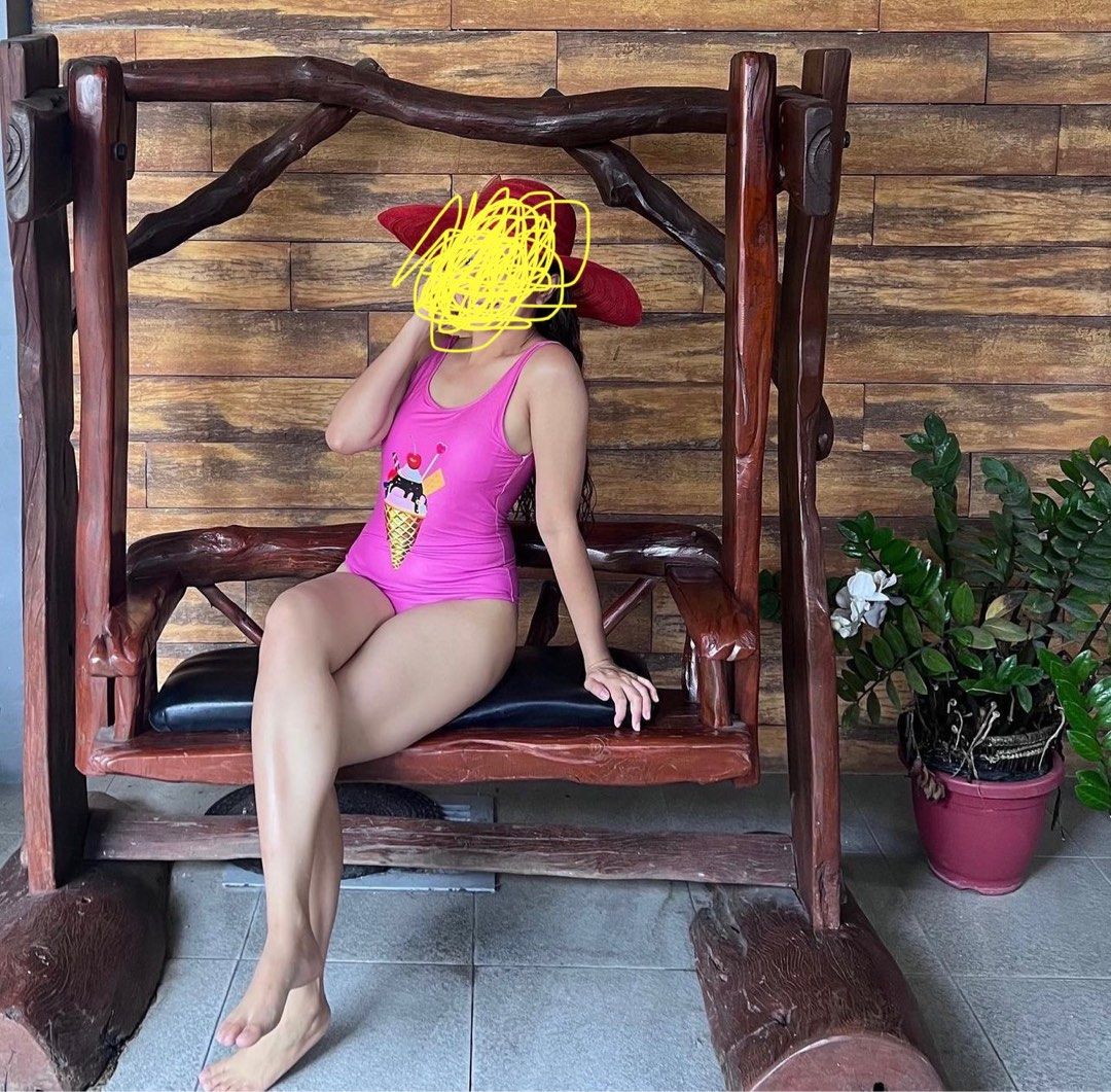 Oncepiece swimsuit (Category: Bikinis & Swimsuits) located in Quezon City. Submitted by cheverloo (Listing ID 1226406840, Image 3). Description: Fit to S-M frame. Used once. Like new. Padded..