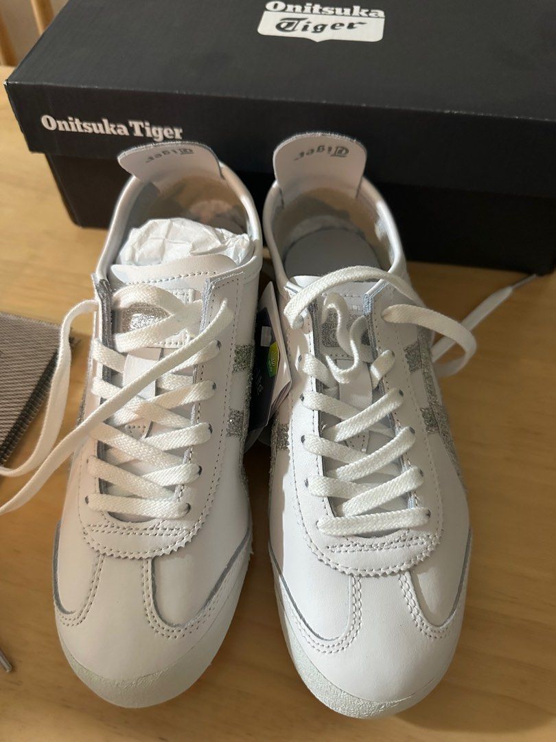 onitsuka tiger japan only model