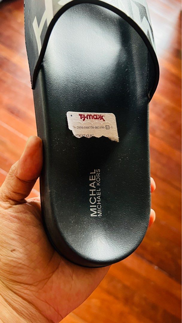 Tj maxx michael hotsell kors flip flops