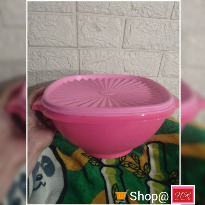 https://media.karousell.com/media/photos/products/2023/4/13/original_tupperware_servalier__1681375805_3526ab10_progressive