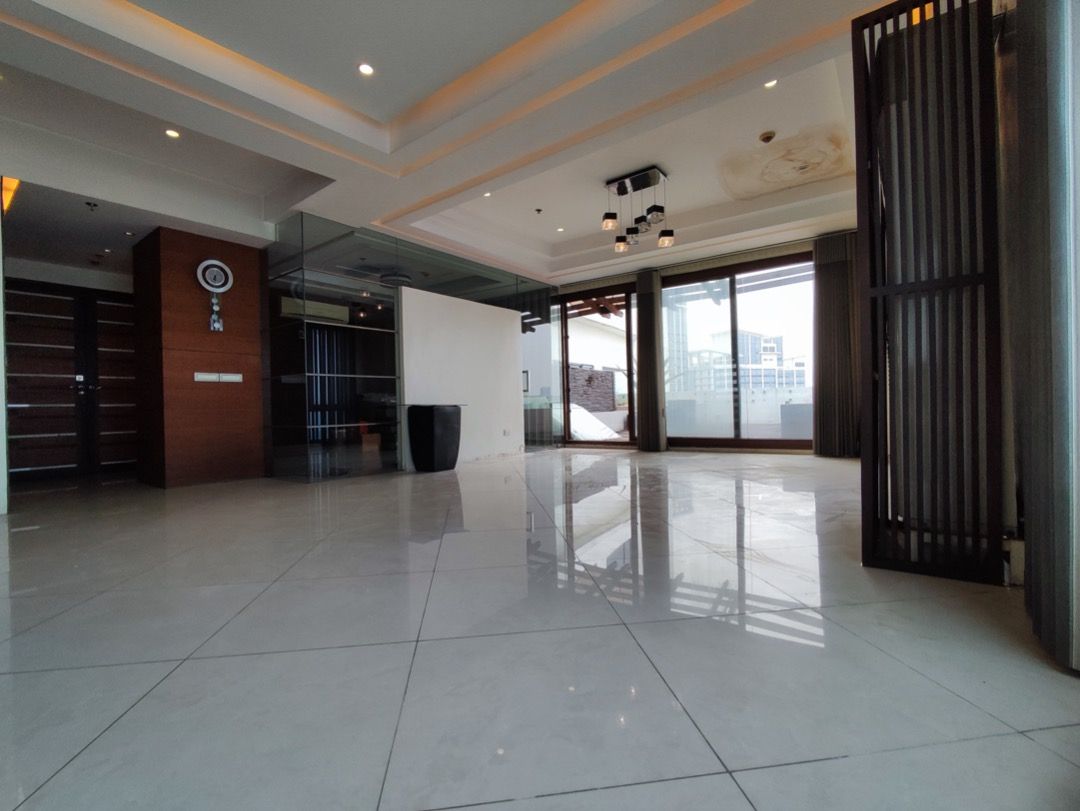 A closer look at Park View Condominium Penthouse