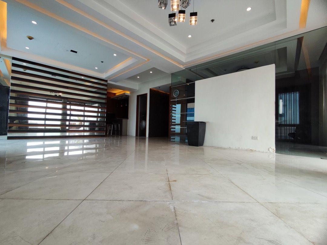 Picture of Penthouse Condominium at Eastwood Parkview Tower 2, Property, For Sale ...
