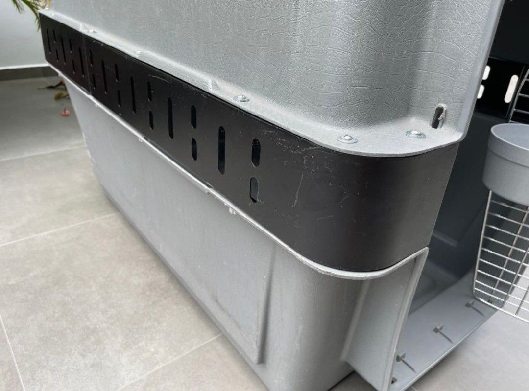 Petmate airline approved crate, Pet Supplies, Homes & Other Pet