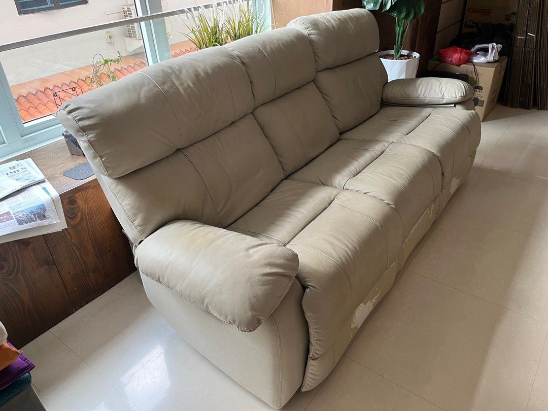 Picket and rail recliner leather sofa, Furniture & Home Living