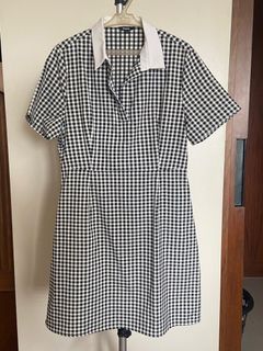 (Category: ) located in . Submitted by clothesandclutter (Listing ID 1226383283, Image 1). Description: .