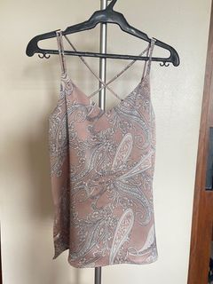 (Category: ) located in . Submitted by clothesandclutter (Listing ID 1226378524, Image 1). Description: .