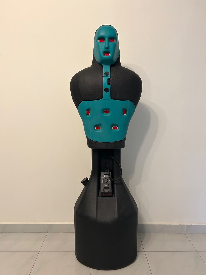 Punching Stand, Sports Equipment, Exercise & Fitness, Cardio & Fitness