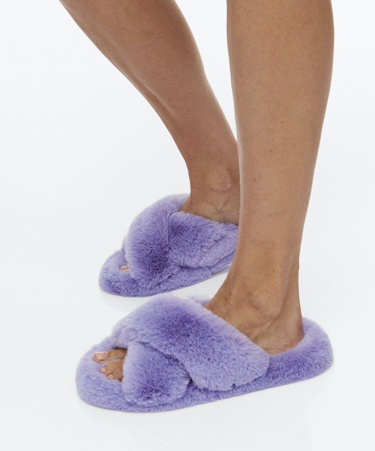 Purple fluffy fur bedroom slippers