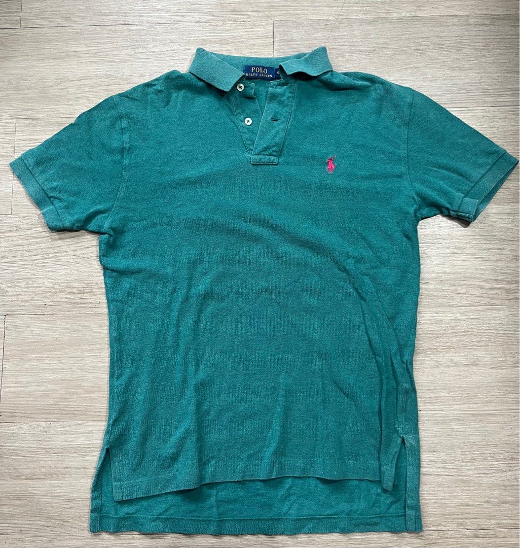 Ralph Lauren Polo Shirt (Category: Tshirts & Polo Shirts ) located in Quezon City. Submitted by joshraf (Listing ID 1226410984, Image 1). Description: Size: S Length: 25 Width: 19 Condition: 7/10 MOP: Gcash/BPI Meet up: SM Manila only ‼️Shipping fee is buyers expense.