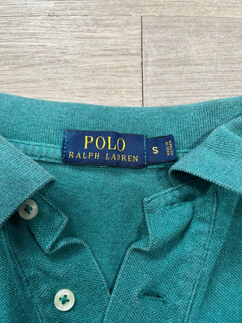 Ralph Lauren Polo Shirt (Category: Tshirts & Polo Shirts ) located in Quezon City. Submitted by joshraf (Listing ID 1226410984, Image 2). Description: Size: S Length: 25 Width: 19 Condition: 7/10 MOP: Gcash/BPI Meet up: SM Manila only ‼️Shipping fee is buyers expense.