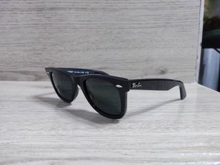 RB2140-A Wayfarer Slanted Glossy Black 50mm small