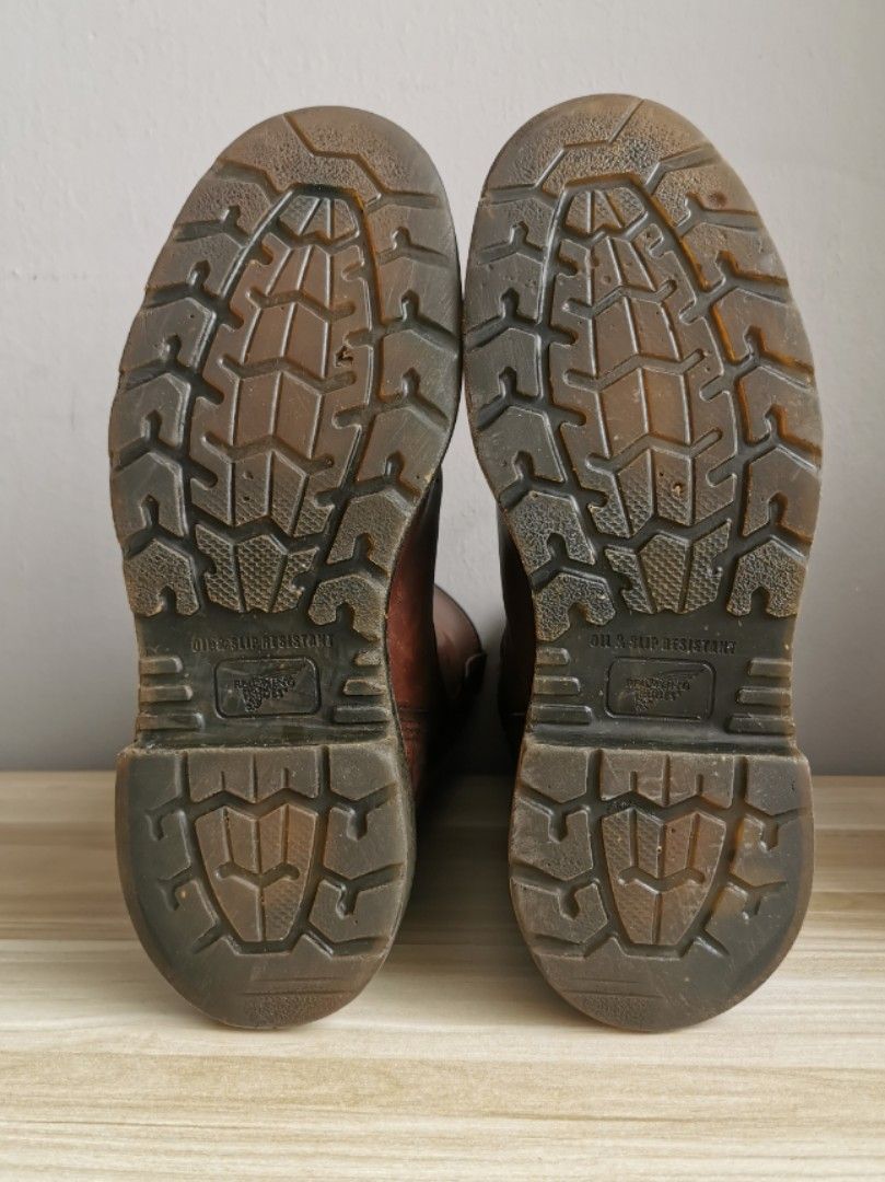 Red wing boots discount 2405