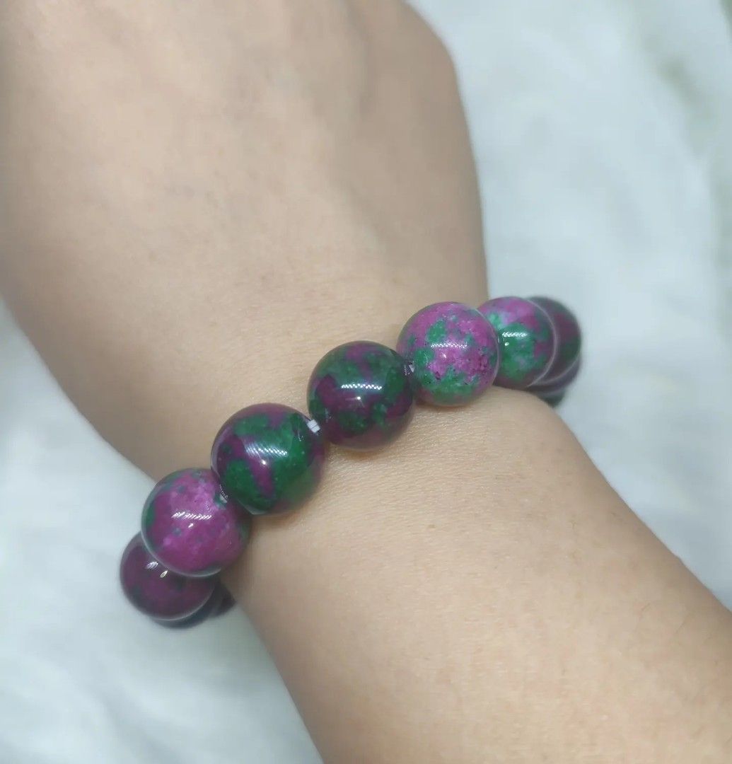 Ruby Zoisite bracelet (Category: Bracelets) located in Makati City. Submitted by ancientph (Listing ID 1226482367, Image 3). Description: Ruby Zoisite has a strong spiritual nature that will also help your consciousness and spiritual learning. It will give you access to your soul memory, and it’s a spiritual stone that will be a very potent tool to anyone who wants to reawaken her spirituality. 12.3 mm Price: 300 Mode of payment: Gcash, Unionbank