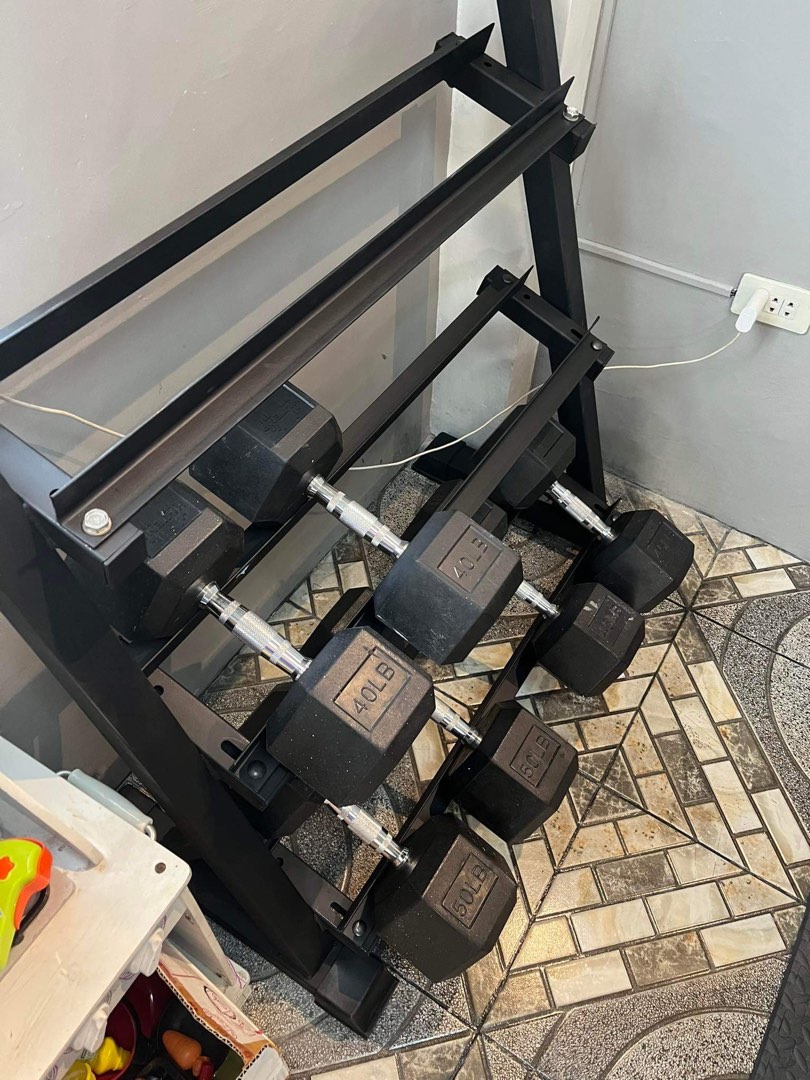Secondhand hex dumbbells in very good condition Sports