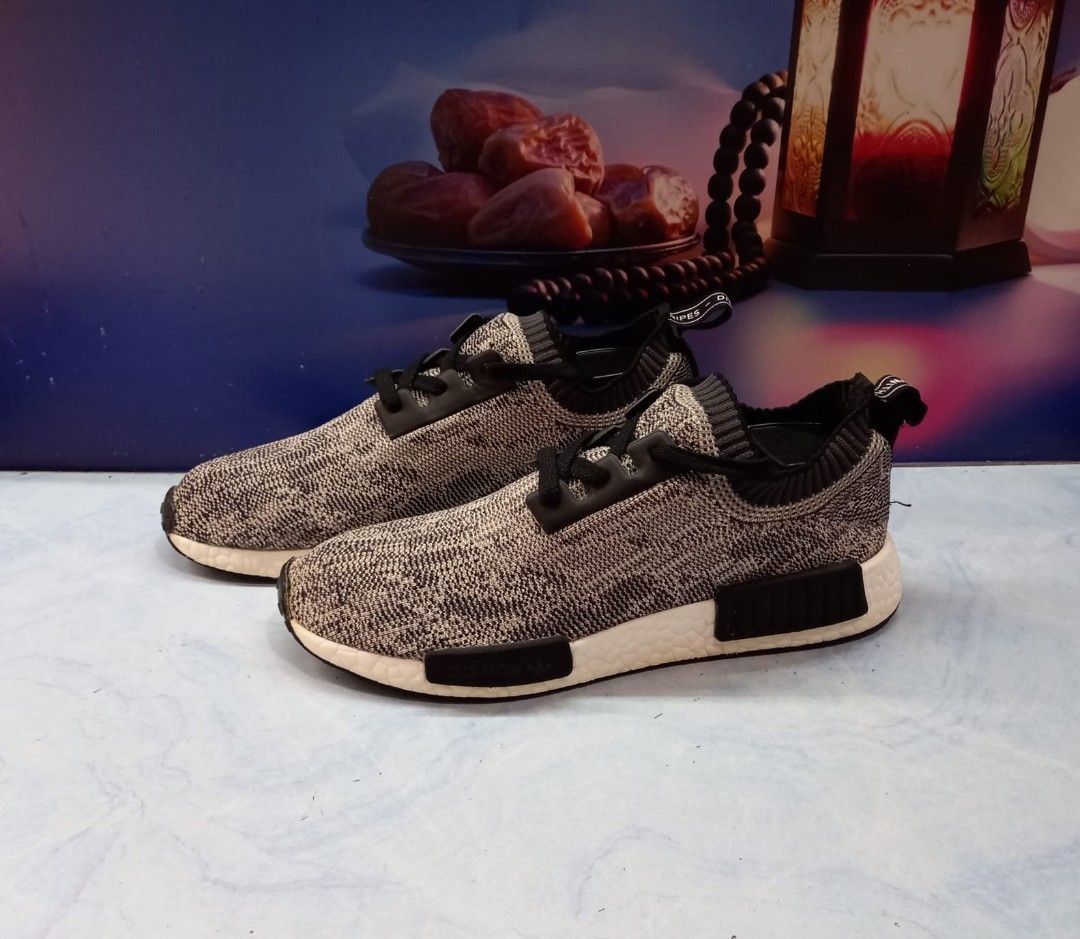 Sepatu Adidas Original S79478 NMD R1 PK Glitch Grey Oreo black