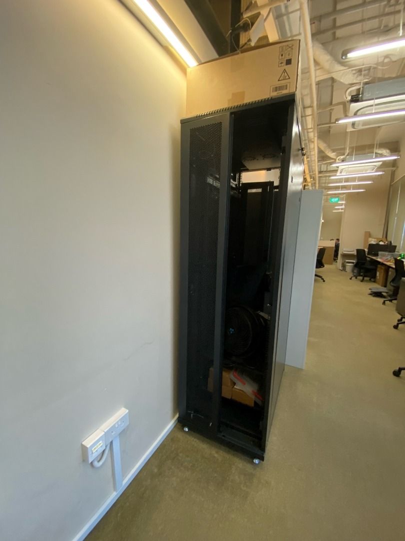 Server Rack, Computers & Tech, Parts & Accessories, Other Accessories ...