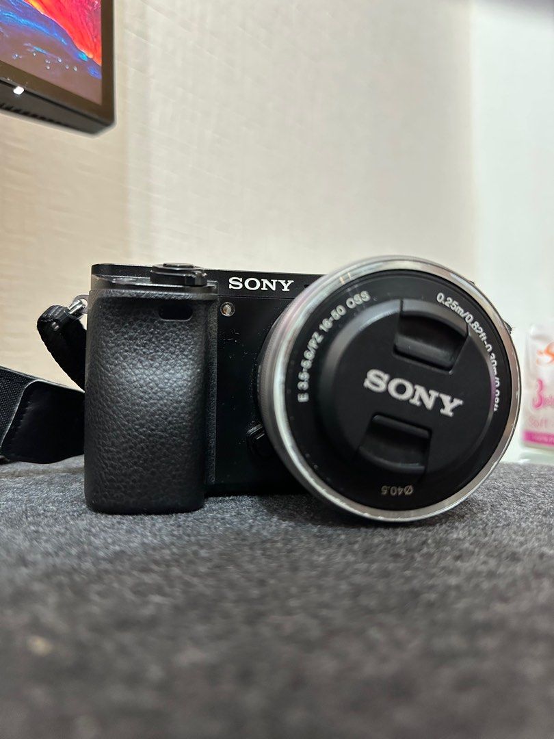 Sony A6000 with Kit Lens, Photography, Cameras on Carousell