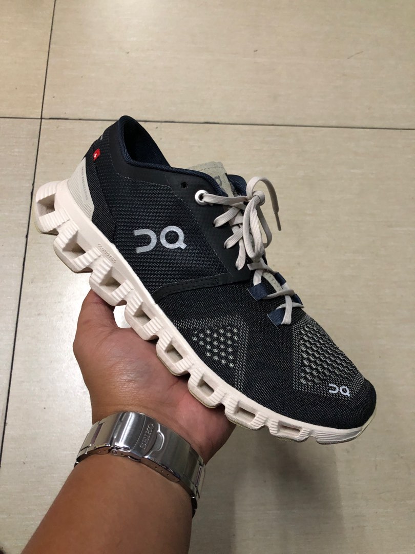 Swiss Engineering Cloudtec Knit Women s Running Shoes 24 cm Women s Fashion Footwear Sneakers on Carousell