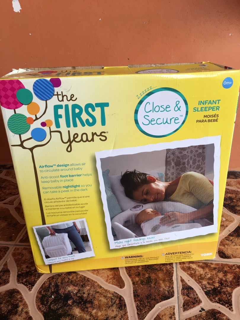 The first years co sleeper baby bed, Babies & Kids, Baby Nursery & Kids