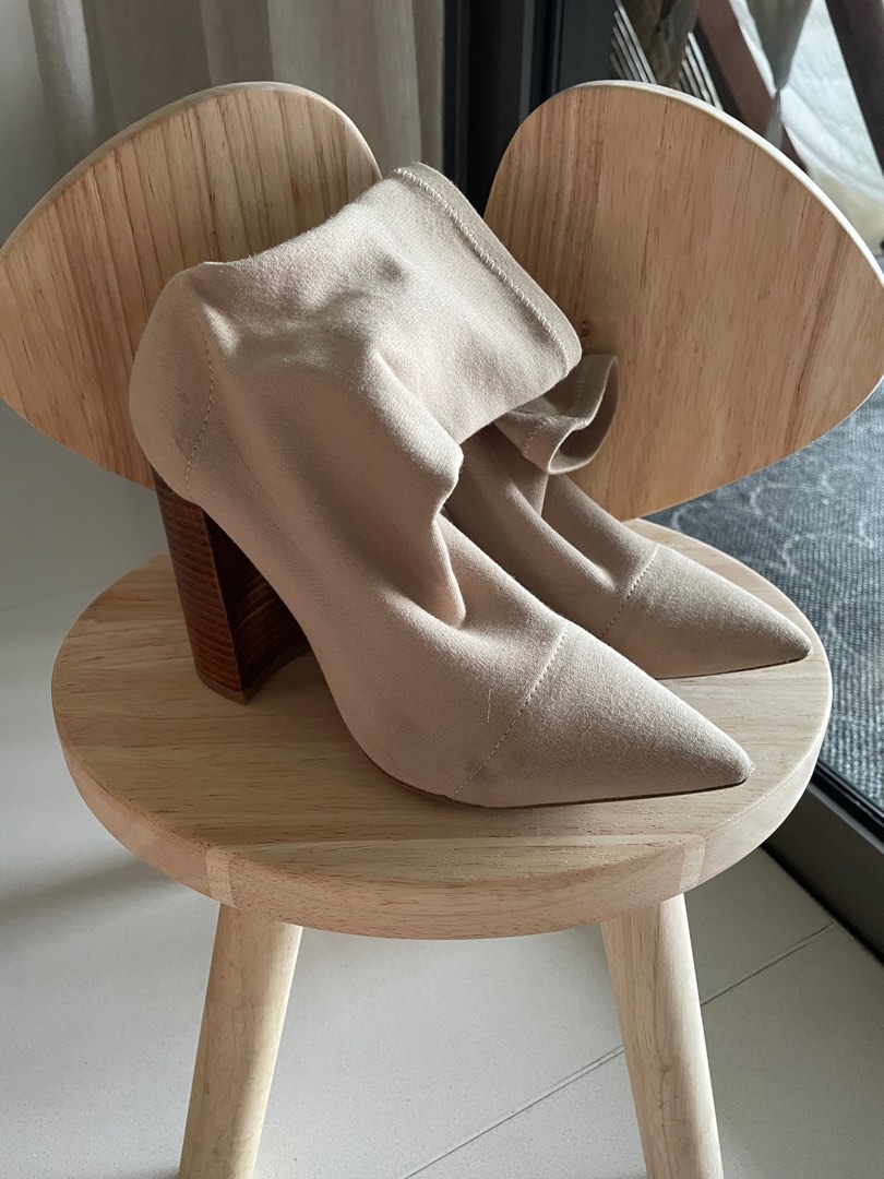 Tony Bianco Diddy Sock Boots in size equivalent to 37, Luxury