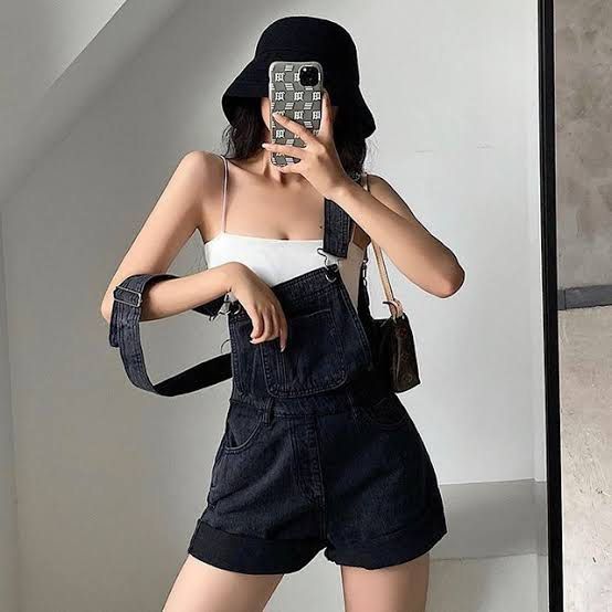 Traditional Jumper Shorts Women s Fashion Bottoms Shorts on Carousell