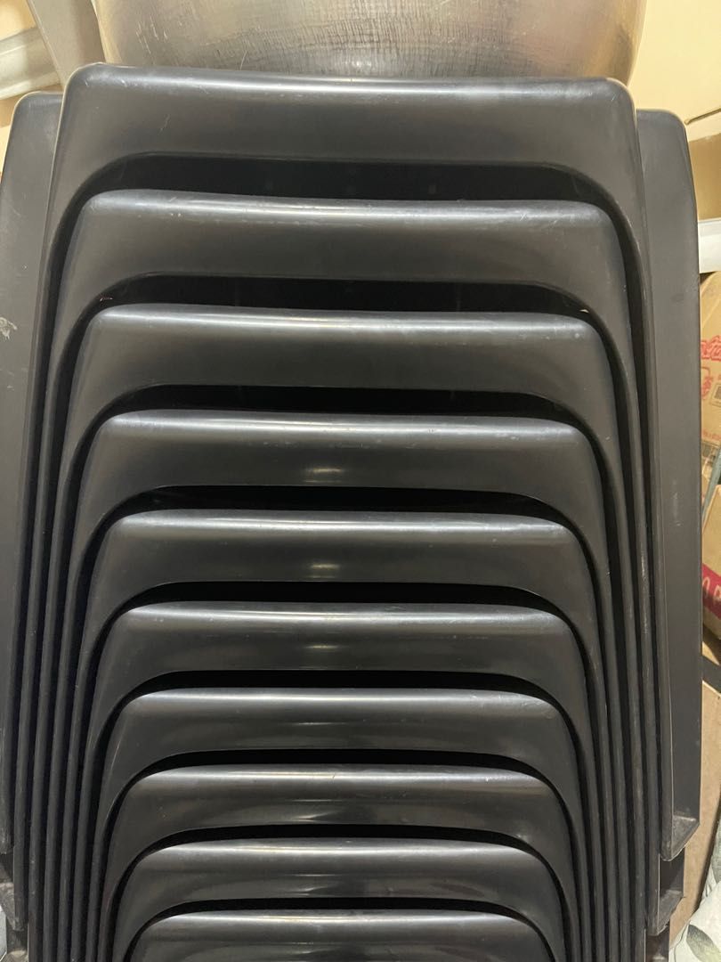 URATEX monoblock chairs black 20pcs dati bili 350 per PCs total P7000 now P4000 negotiations