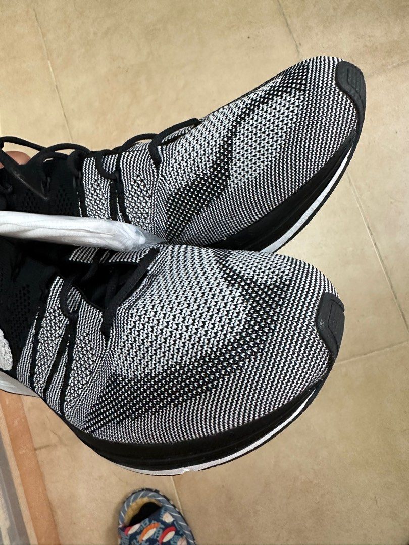 Nike flyknit clearance trainer oreo價錢