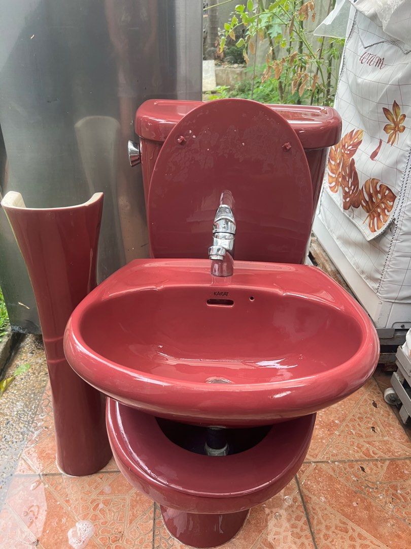 Used whole/ complete set of Karat toilet bowl with faucet, Furniture