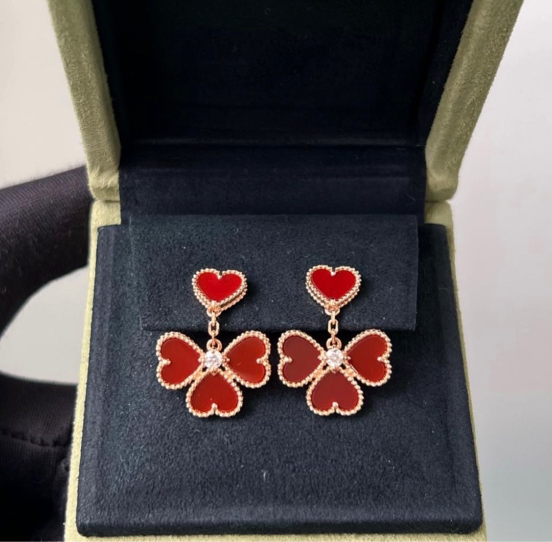 VCA Sweet Alhambra Effeuillage Earrings Carnelian Rose gold