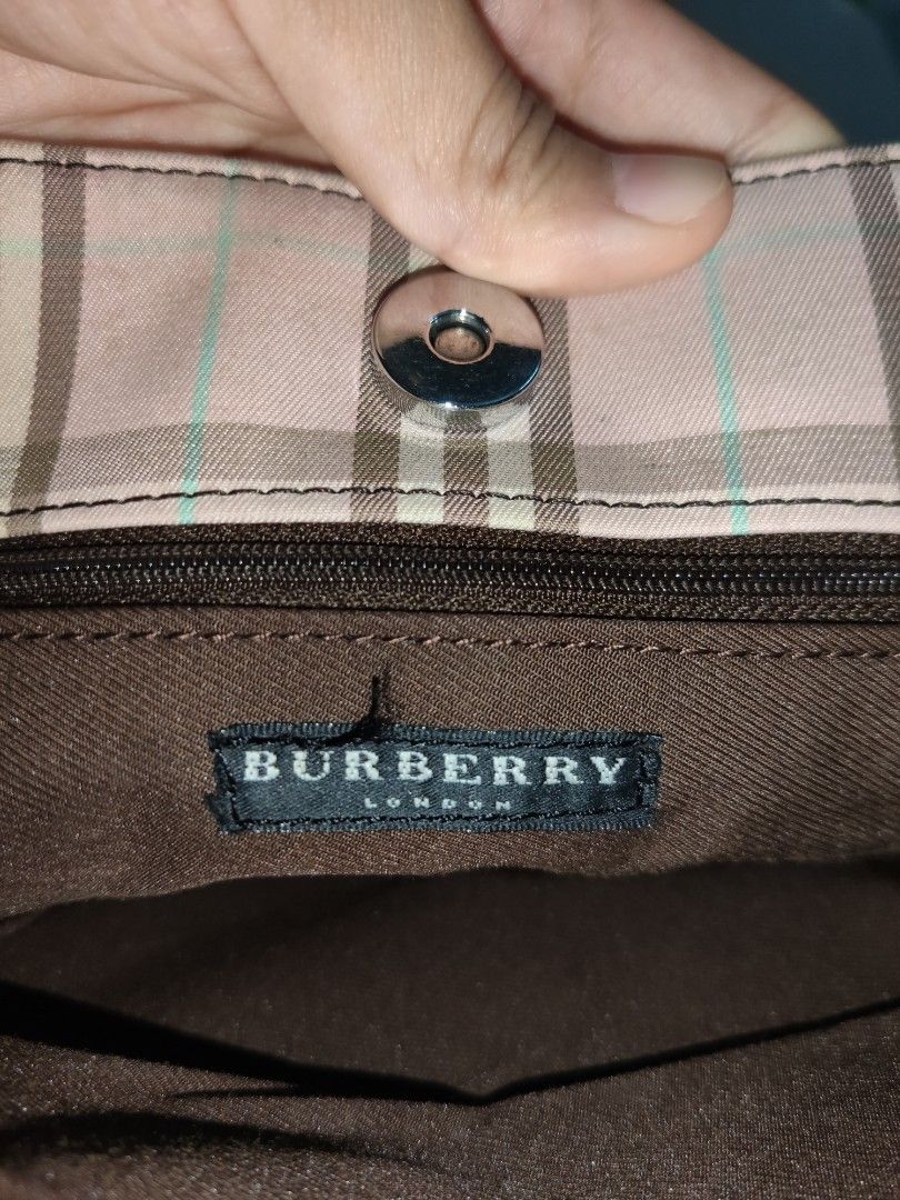 Dfs burberry top