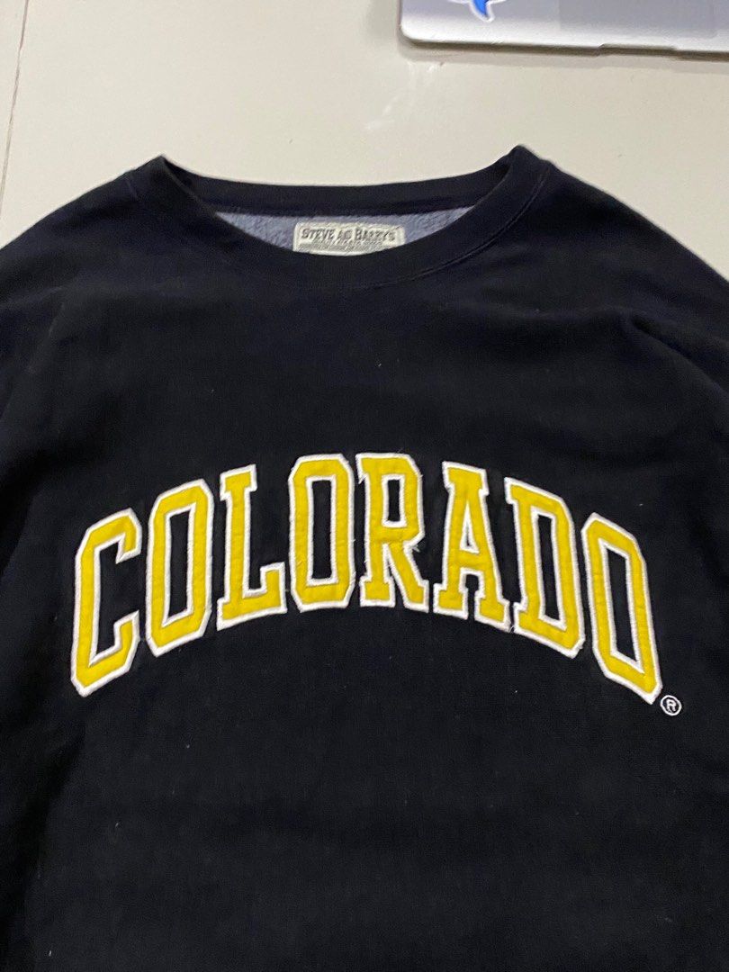 Vintage Colorado Sweatshirt (Category: Coats, Jackets and Outerwear) located in Makati City. Submitted by stray.thrifts (Listing ID 1226476855, Image 3). Description: Dimensions:55x83 Sleeves:63 *minor stains.