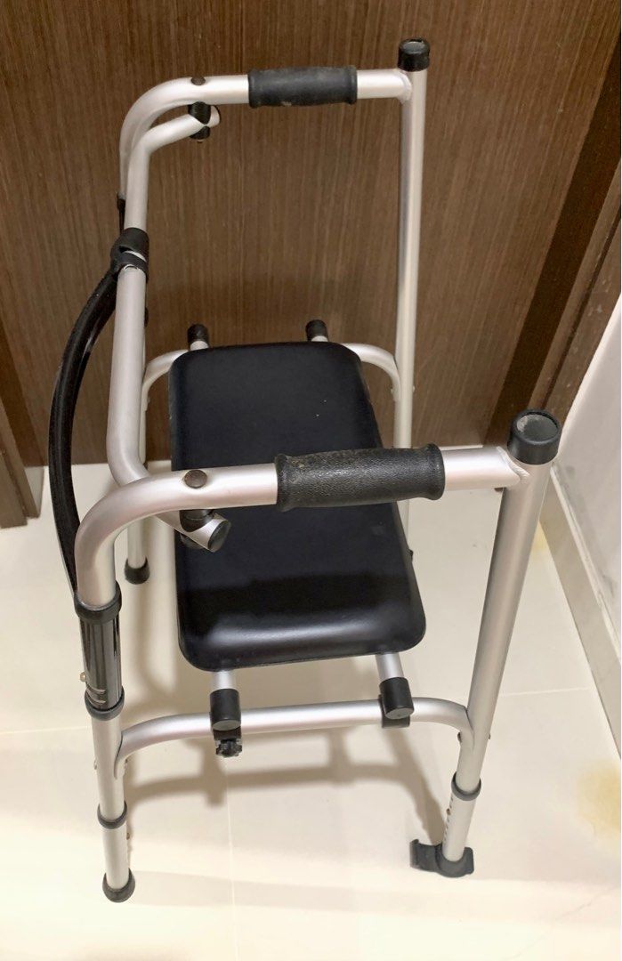 Walking frame with seat, Health & Nutrition, Assistive & Rehabilatory