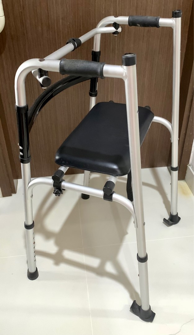 Walking frame with seat, Health & Nutrition, Assistive & Rehabilatory
