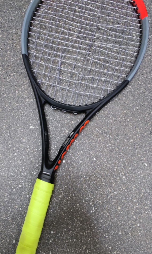 Wilson Clash 100 Tour v10, 運動產品, 運動與體育, 運動與體育- 球拍