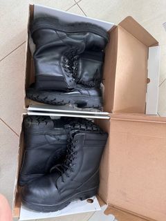 WINCOMP High cut safety boot SCDF