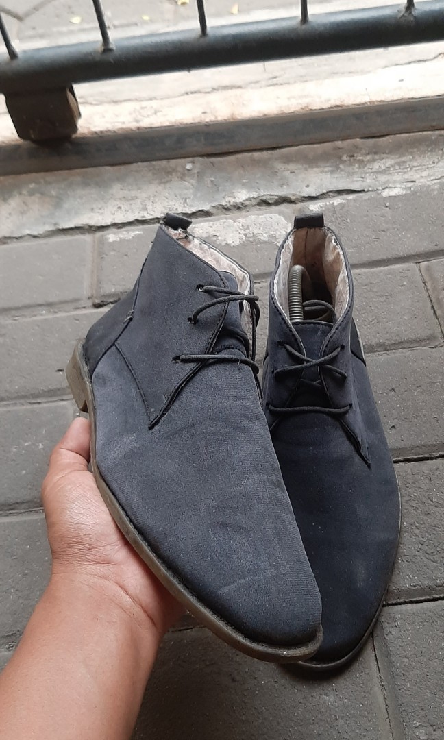 Zeintin Fesyen Pria Sepatu Sneakers Di Carousell