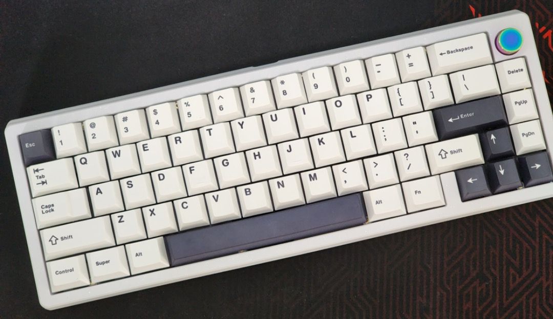 Zoom65 meletrix custom mechanical keyboard, Computers & Tech, Parts ...