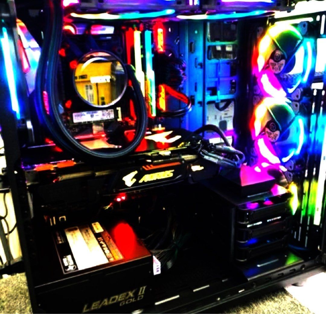 Gaming desktop deals 1080 ti