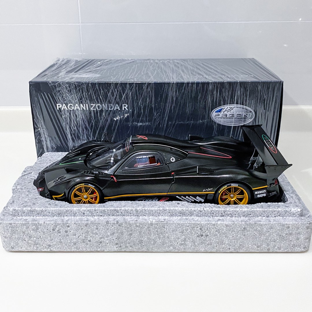 Autoart pagani zonda r top