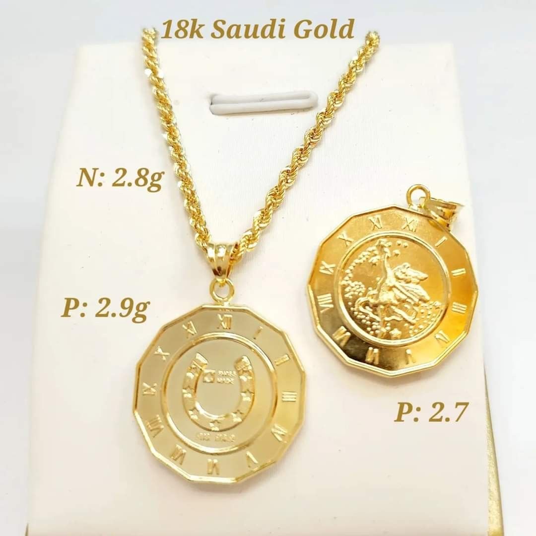 18K Saudi Gold Necklace, Women's Fashion, Jewelry & Organizers, Necklaces  on Carousell