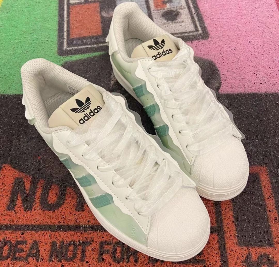 Originals superstar white green online