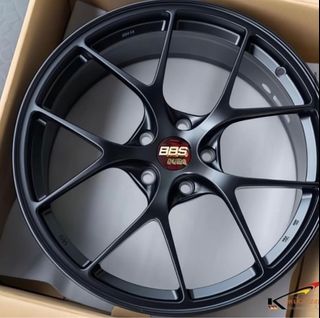 （分類：）位於 。 由 rims_tyres_670 提交（商品編號 1226664018，圖片 1）。簡介： 。