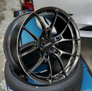 （分類：）位於 。 由 rims_tyres_670 提交（商品編號 1226660467，圖片 1）。簡介： 。
