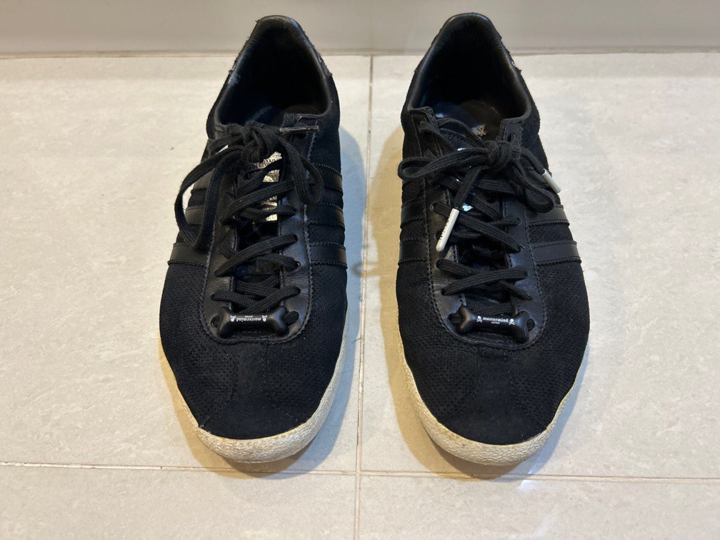 Adidas gazelle store mastermind japan